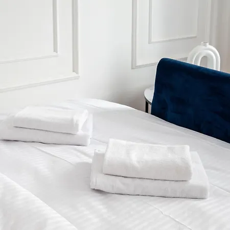 Apartamento Szpitalna Centre By Bookinghost *