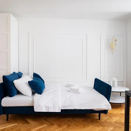 Szpitalna Centre Apartment